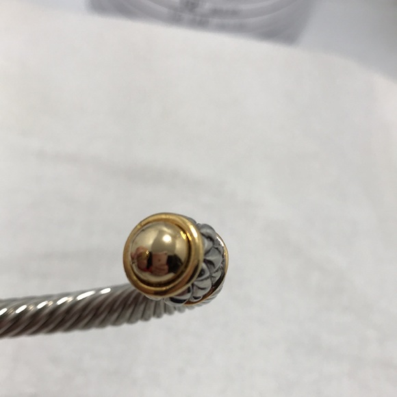 New 2 tone cable bracelet - Picture 3 of 6